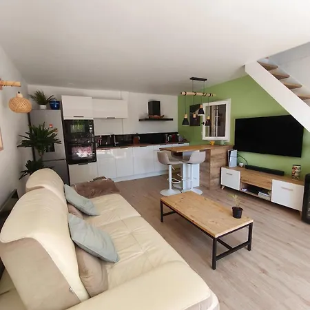 Apartman La Petite Maison Jacuzzi Au Son Des Cigales *