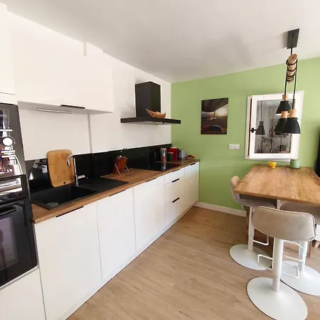 Apartman La Petite Maison Jacuzzi Au Son Des Cigales *